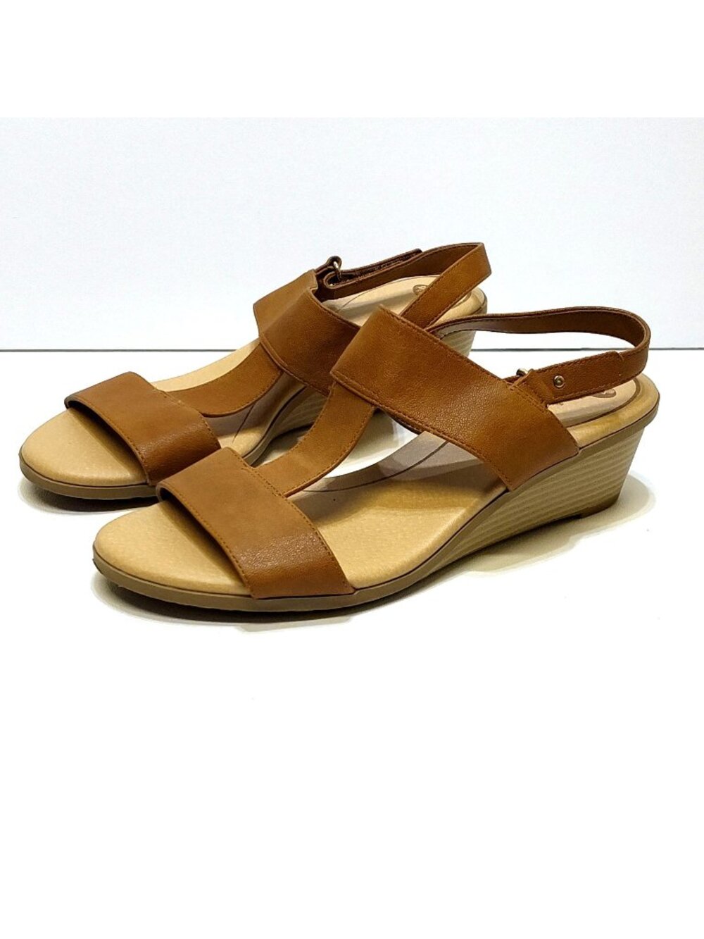 Dr. Scholls GIA Low Wedge Sandals Adjustable Slingback Vegan Leather Upper 8.5M